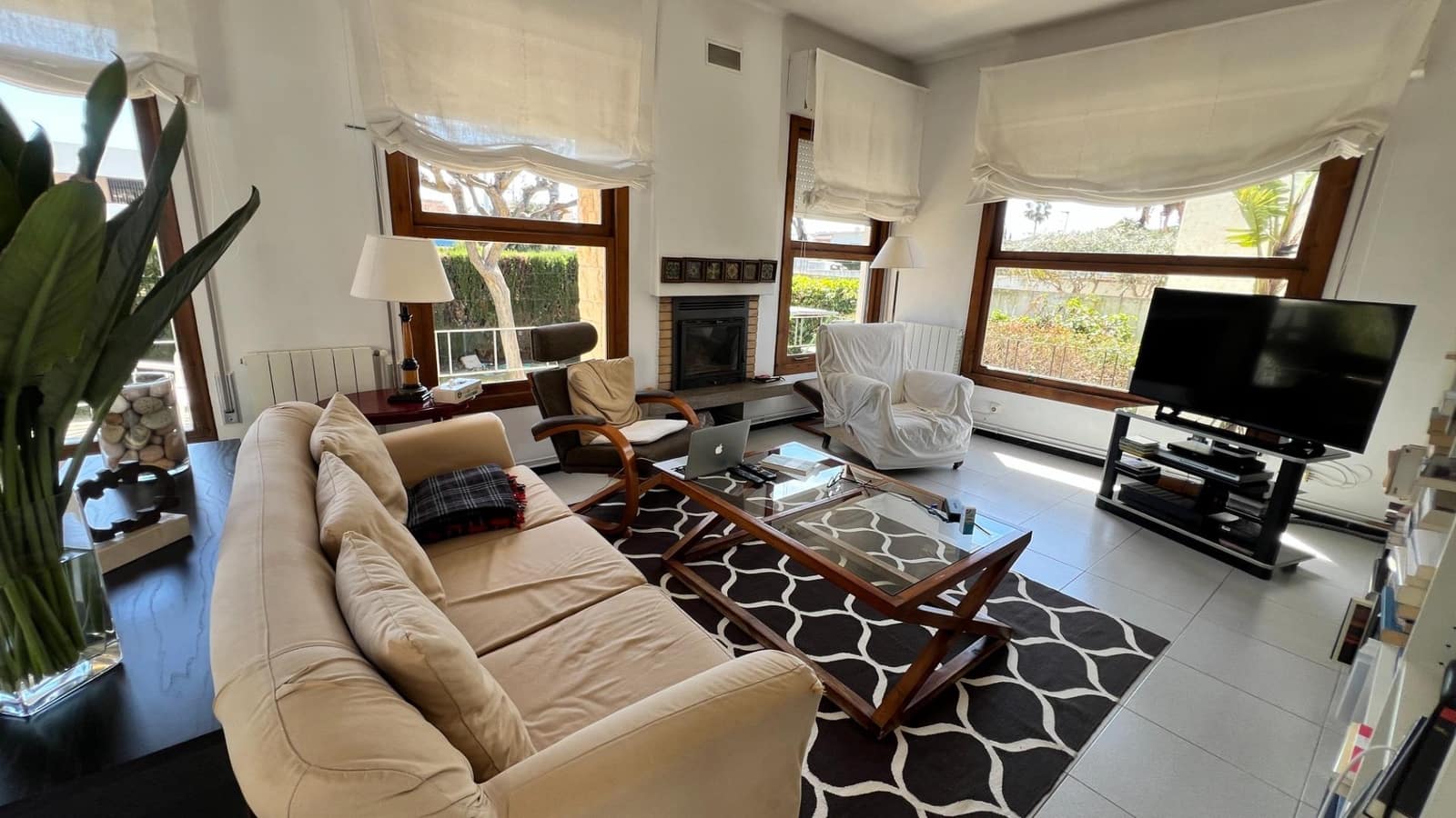 Chalet de 5 habitaciones en Castelló de la Plana en venta con garaje - 950.000 € (Ref: 9752145)