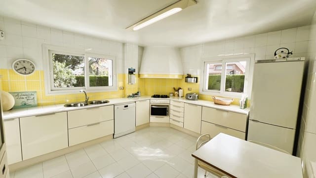 3 soverom Villa til salgs i El Grau de Castelló, Castelló de la Plana med garasje - € 1 500 000 (Ref: 9780690)