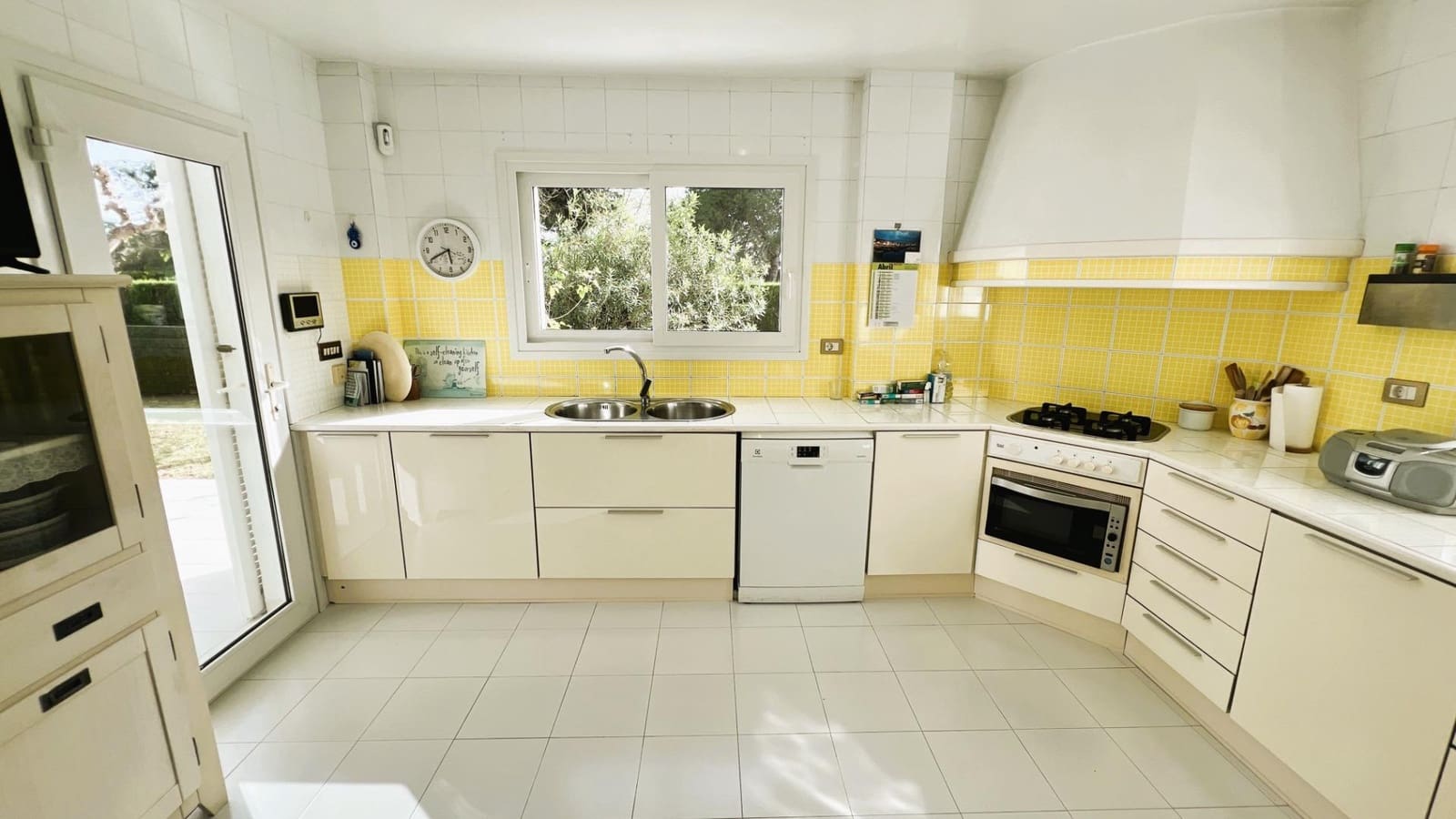 3 soverom Villa til salgs i Castello de la Plana med garasje - € 1 500 000 (Ref: 9780690)