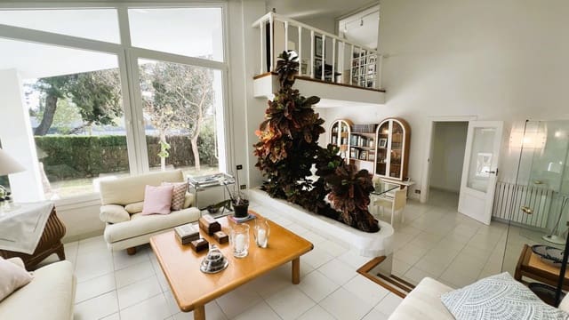 3 soverom Villa til salgs i El Grau de Castelló, Castelló de la Plana med garasje - € 1 500 000 (Ref: 9780690)