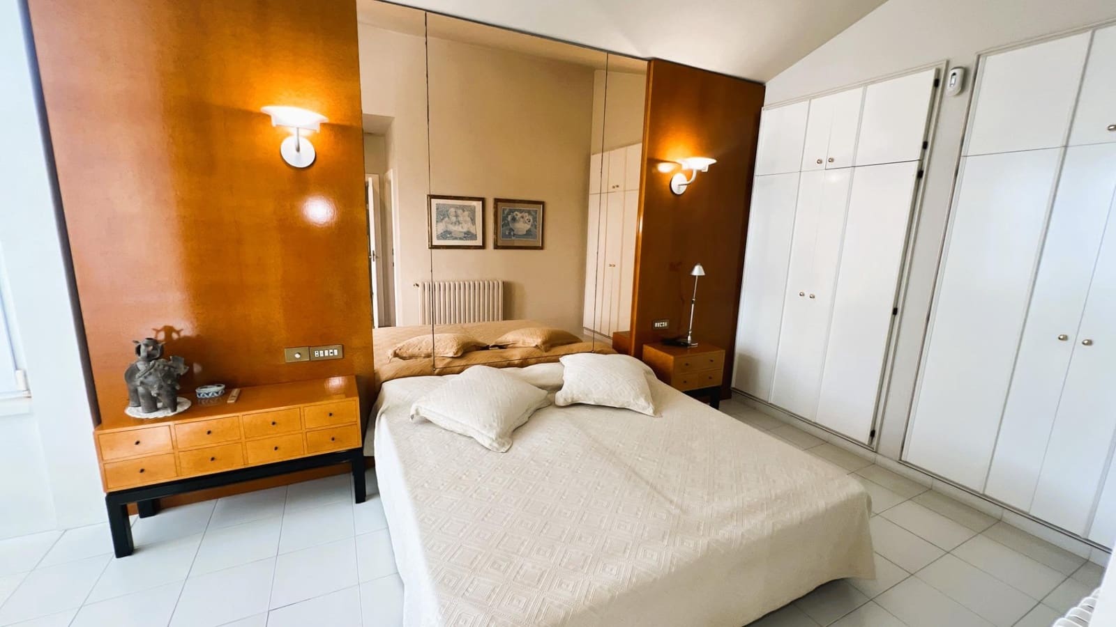 3 soverom Villa til salgs i Castello de la Plana med garasje - € 1 500 000 (Ref: 9780690)