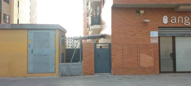 Garage te koop in Norte, Castelló de la Plana - € 20.000 (Ref: 9791157)