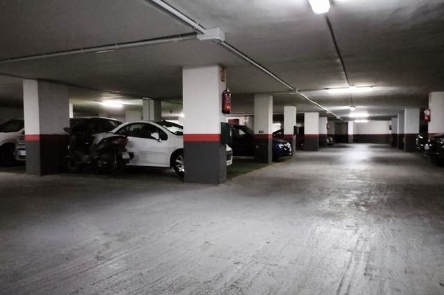 Garage zu vermieten in Russafa, València Stadt - 120 € (Ref: 9820618)