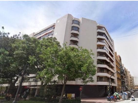 Autotalli vuokrattavana paikassa Russafa, Valencia kaupunki - 120 € (Ref: 9820618)