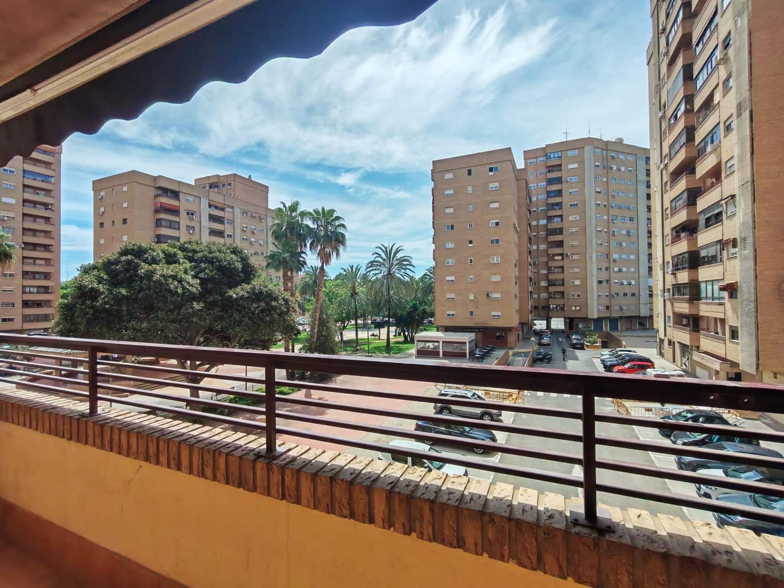 4 bedroom Flat for sale in Xirivella - € 290,000 (Ref: 9843607)