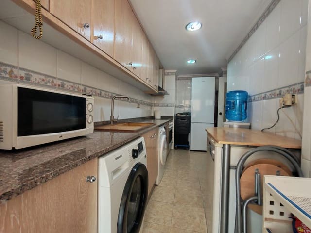 4 sovrum Lägenhet till salu i Xirivella - 290 000 € (Ref: 9843607)