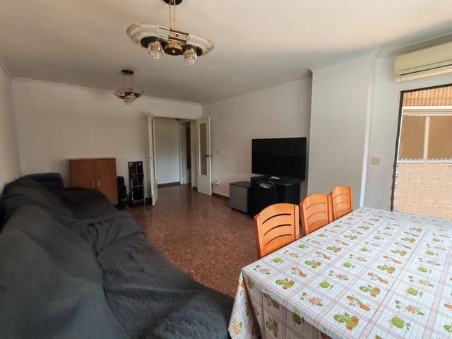 4 sovrum Lägenhet till salu i Xirivella - 290 000 € (Ref: 9843607)