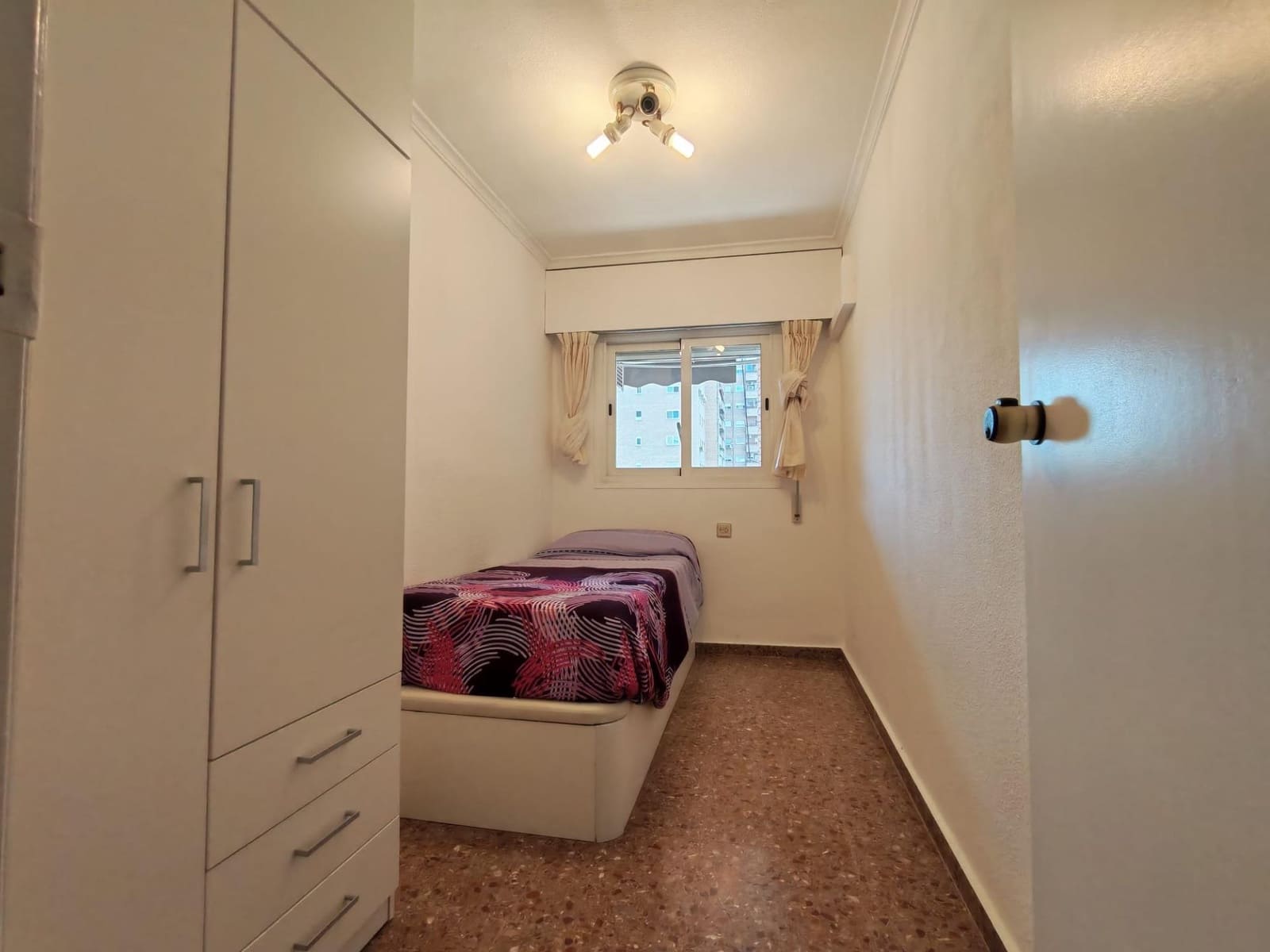 4 bedroom Flat for sale in Xirivella - € 290,000 (Ref: 9843607)