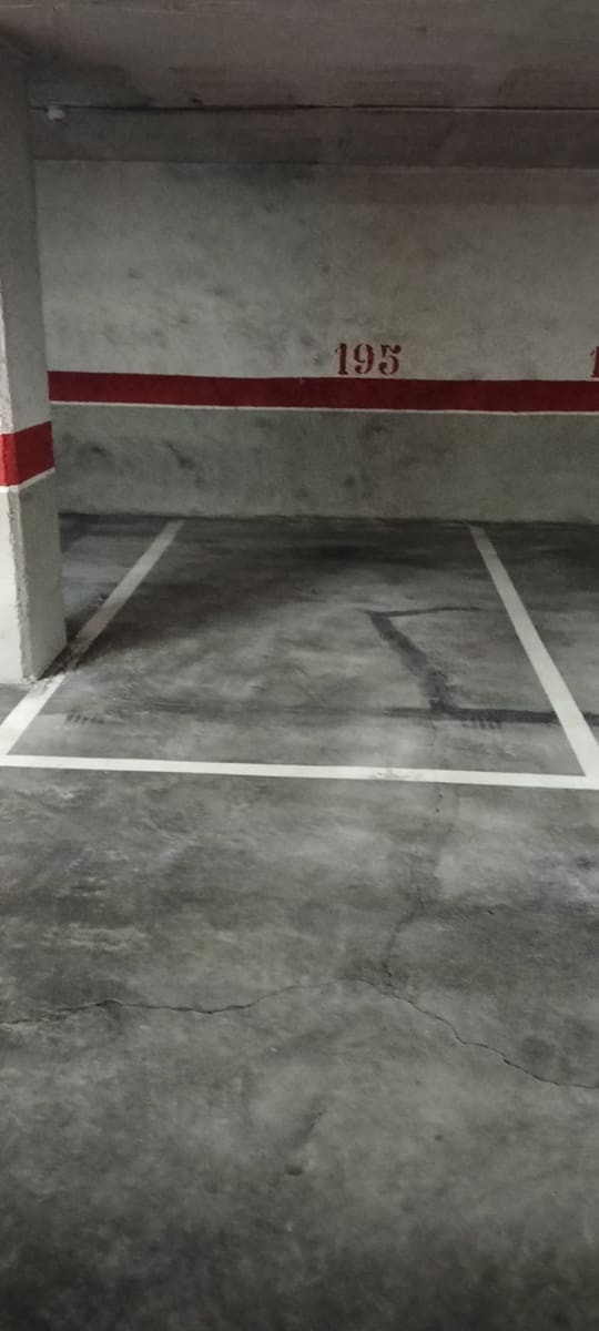 Garage for sale in Castello de la Plana - € 12,500 (Ref: 9867095)
