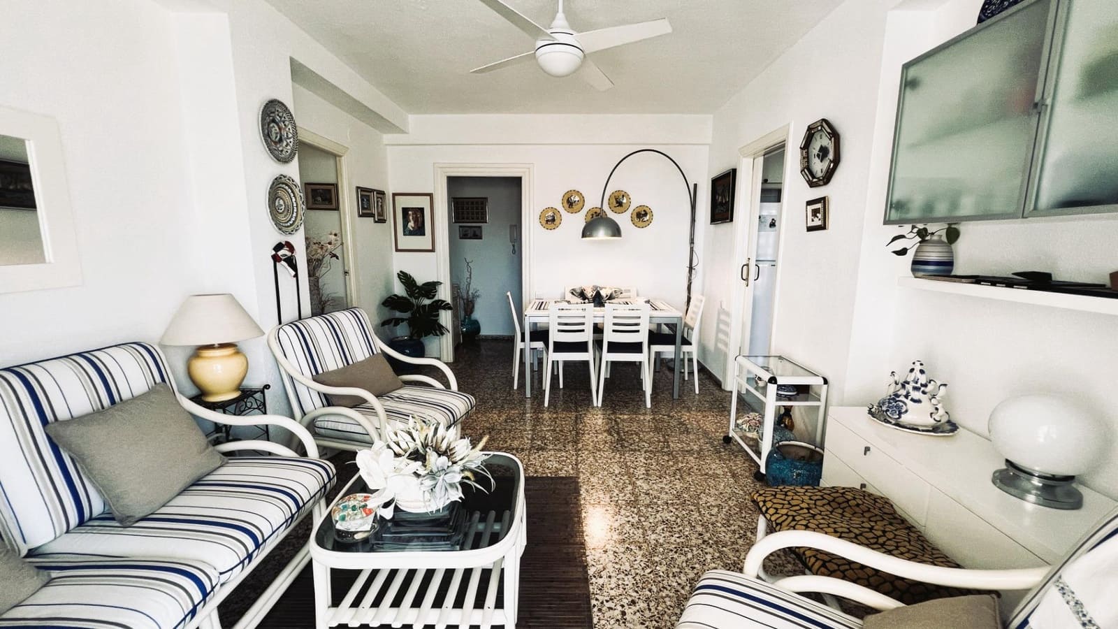 3 bedroom Apartment for sale in Benicassim with pool - € 300,000 (Ref: 9876529)