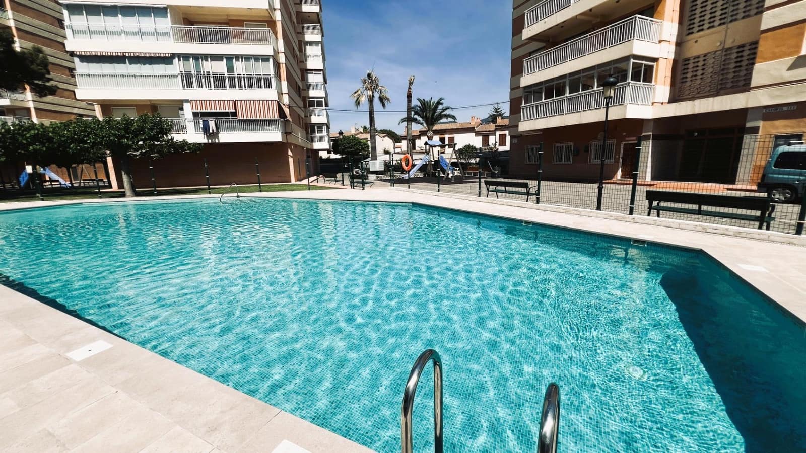 3 bedroom Apartment for sale in Benicassim with pool - € 300,000 (Ref: 9876529)