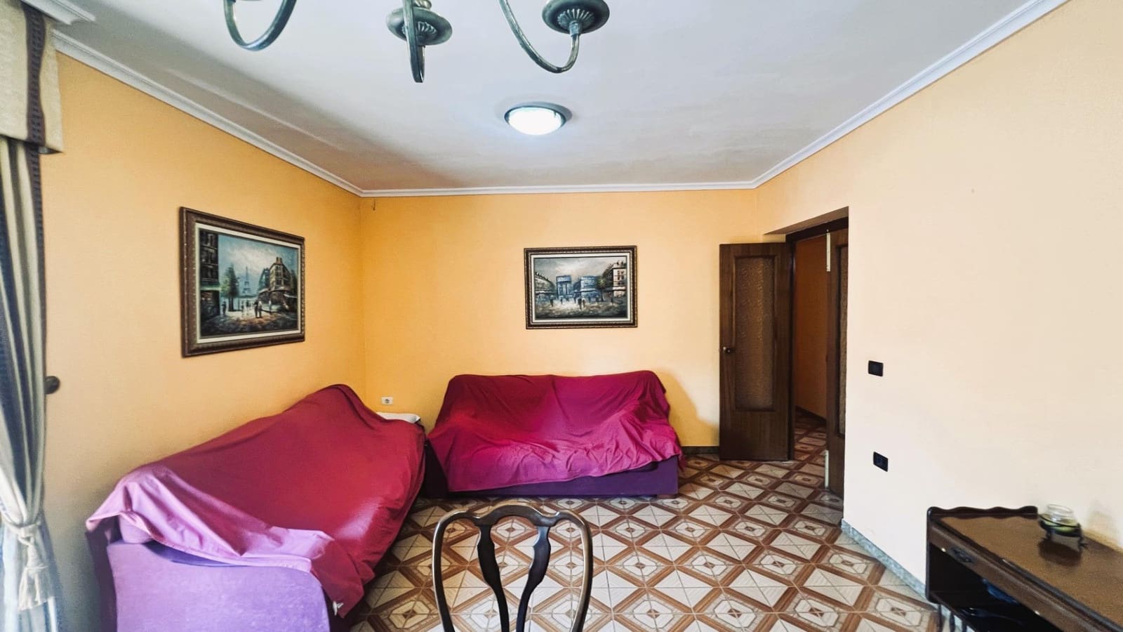 5 bedroom Flat for sale in Almassora / Almazora - € 104,000 (Ref: 9890497)