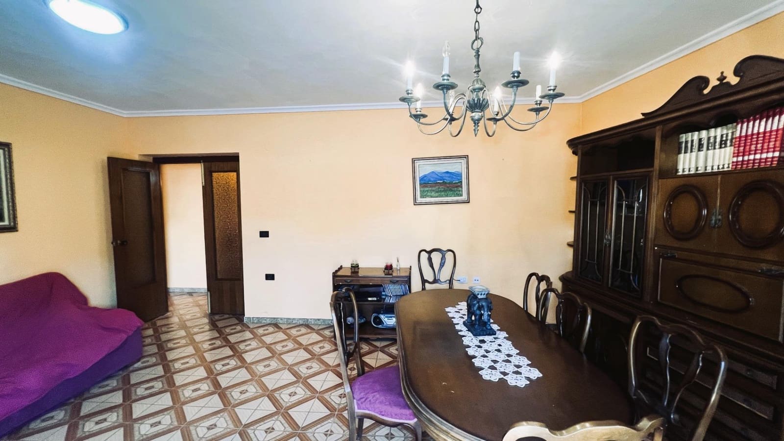 5 bedroom Flat for sale in Almassora / Almazora - € 104,000 (Ref: 9890497)