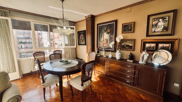 5 soveværelse Lejlighed til salg i Centro, Castelló de la Plana - € 242.000 (Ref: 9894000)
