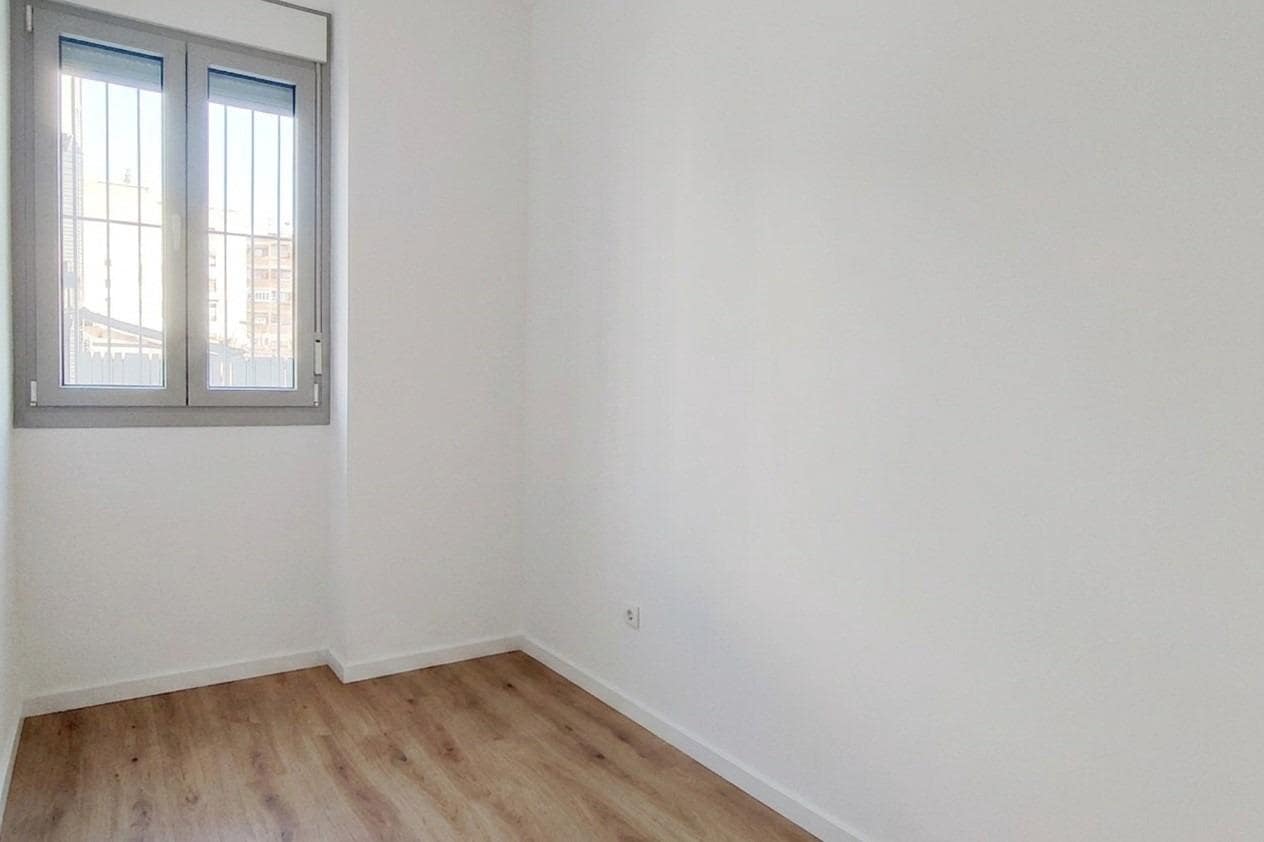 2 soverom Leilighet til salgs i Valencia by - € 275 000 (Ref: 9898912)