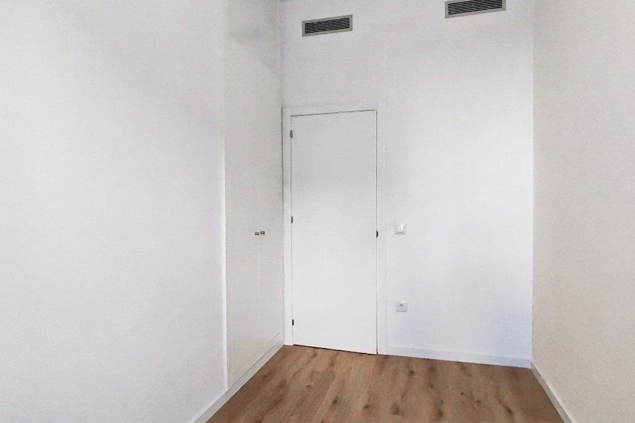 2 soverom Leilighet til salgs i Valencia by - € 275 000 (Ref: 9898912)
