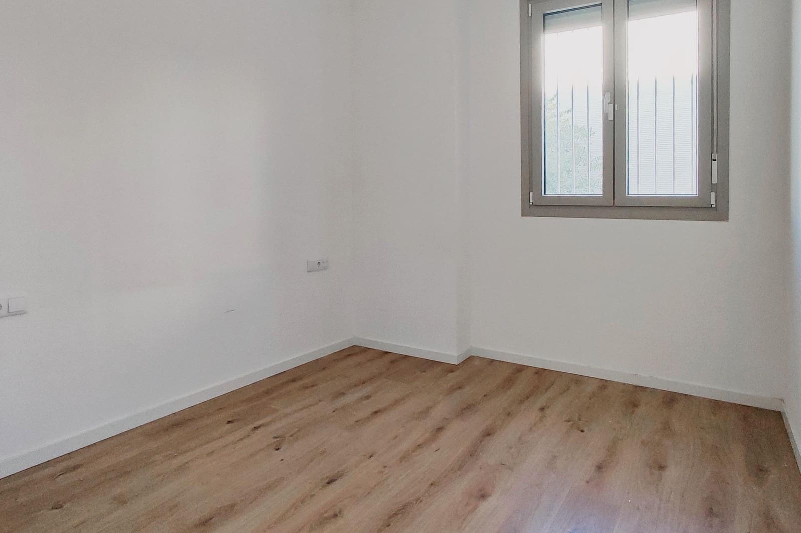 2 soverom Leilighet til salgs i Valencia by - € 275 000 (Ref: 9898912)