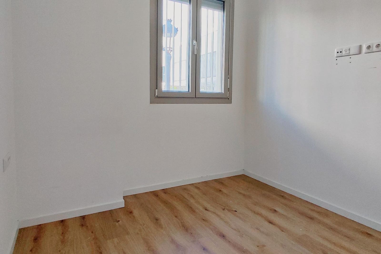 2 soverom Leilighet til salgs i Valencia by - € 275 000 (Ref: 9898912)
