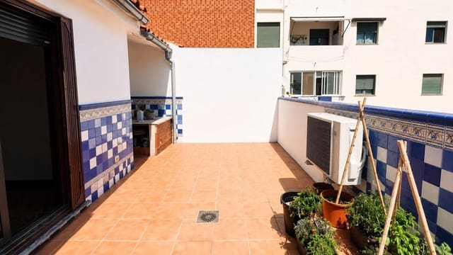 4 soveværelse Penthouse til salg i Sur, Castelló de la Plana - € 300.000 (Ref: 9920539)