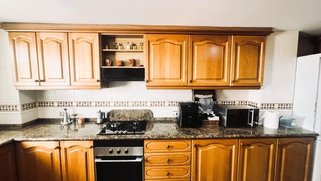 4 soveværelse Penthouse til salg i Sur, Castelló de la Plana - € 300.000 (Ref: 9920539)