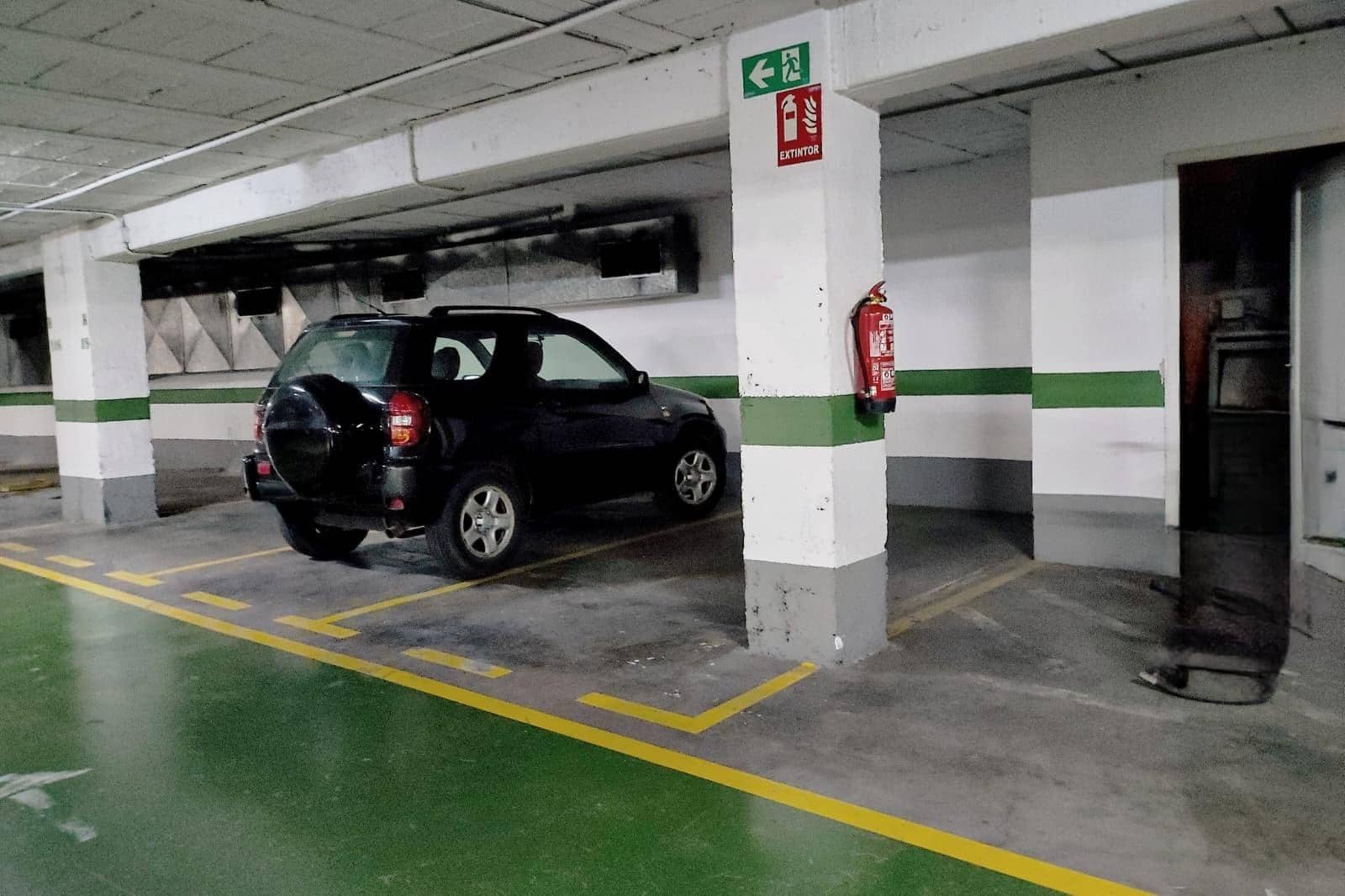 Garage for sale in Valencia city - € 27,500 (Ref: 9940069)