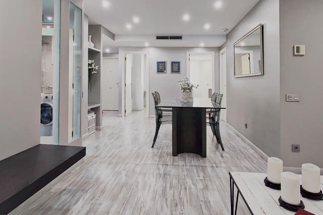 2 soveværelse Lejlighed til salg i Centro, Castelló de la Plana med garage - € 260.000 (Ref: 9942615)