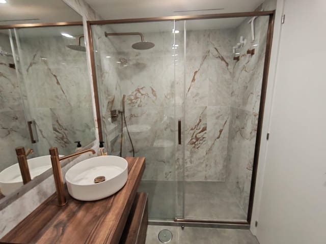 2 soverom Leilighet til salgs i Ciutat de les Arts i de les Ciencies, Valencia by - € 390 000 (Ref: 9948010)