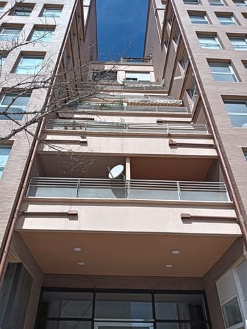 Garasje til salgs i Ciutat de les Arts i de les Ciencies, Valencia by - € 29 900 (Ref: 9948011)