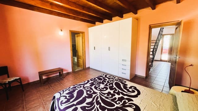 3 bedroom Finca/Country House for sale in La Pobla Tornesa - € 340,000 (Ref: 9954311)