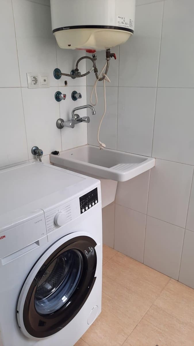 3 bedroom Flat for rent in Castello de la Plana with garage - € 895 (Ref: 9959865)