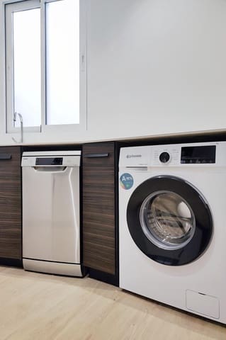 2 soveværelse Lejlighed til leje i Arrancapins, Valencia by - € 1.350 (Ref: 9965370)