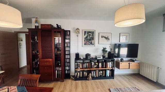 3 soveværelse Penthouse til salg i Castelló de la Plana med garage - € 246.485 (Ref: 9977420)