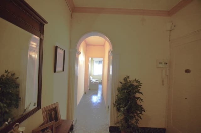 3 bedroom Flat for sale in Vinaròs - € 110,000 (Ref: 10004898)