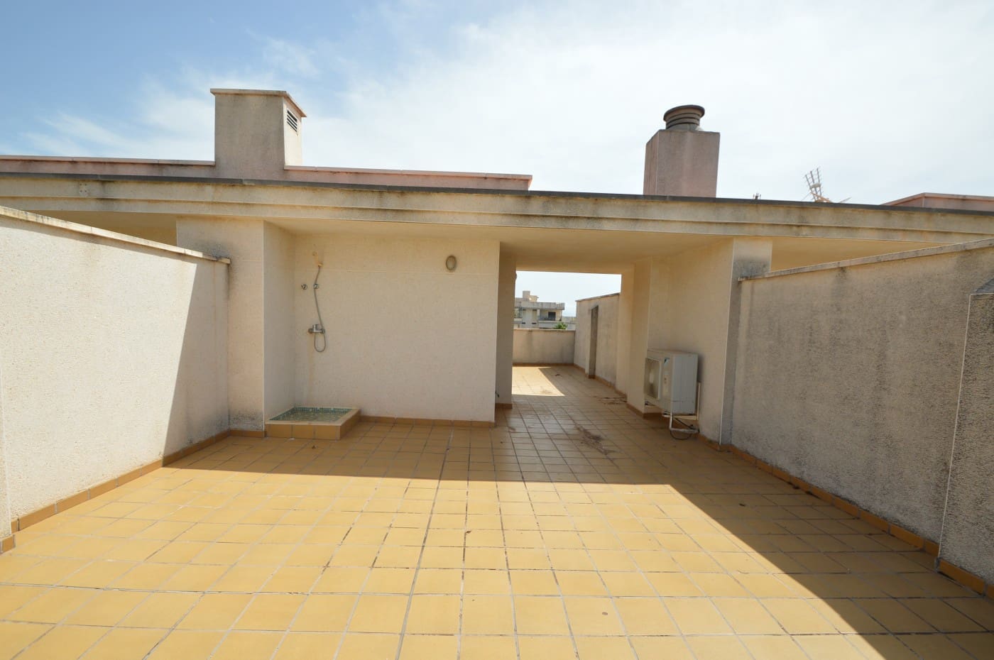 5 bedroom Villa for sale in Sant Jordi with pool garage - € 245,000 (Ref: 10016662)