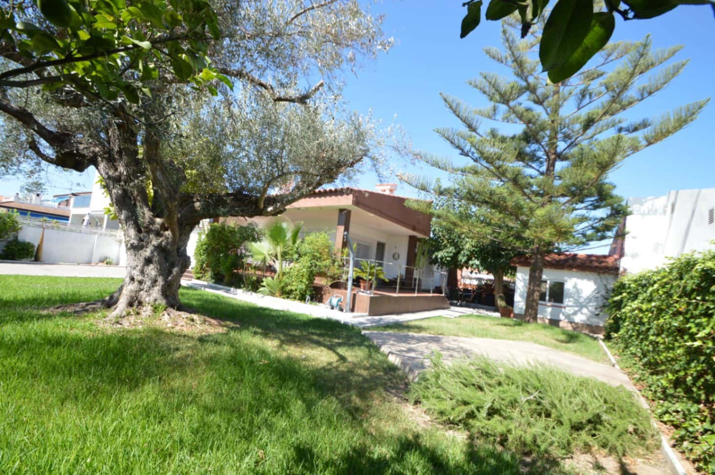 4 Zimmer Villa zu verkaufen in Vinaros mit Garage - 399.000 € (Ref: 10035705)