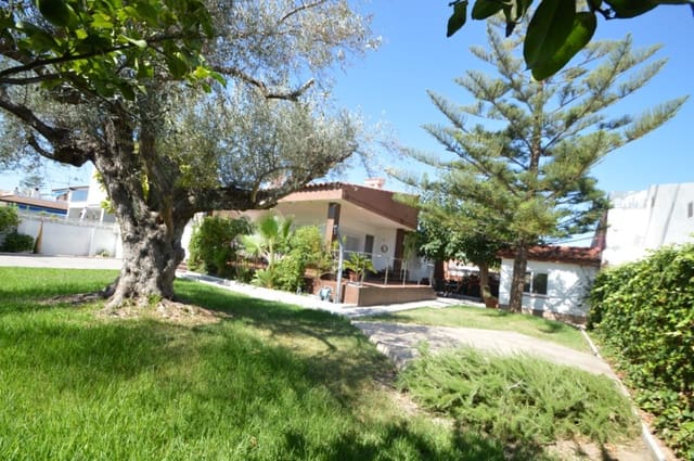 4 Zimmer Villa zu verkaufen in Vinaròs mit Garage - 399.000 € (Ref: 10035705)