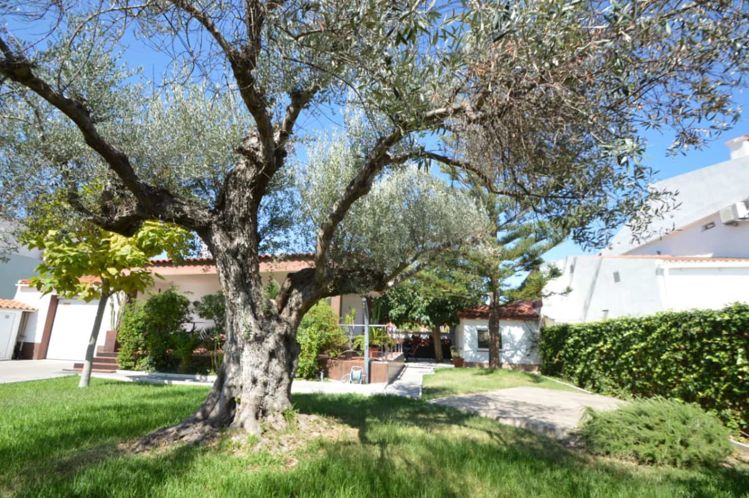 4 Zimmer Villa zu verkaufen in Vinaros mit Garage - 399.000 € (Ref: 10035705)