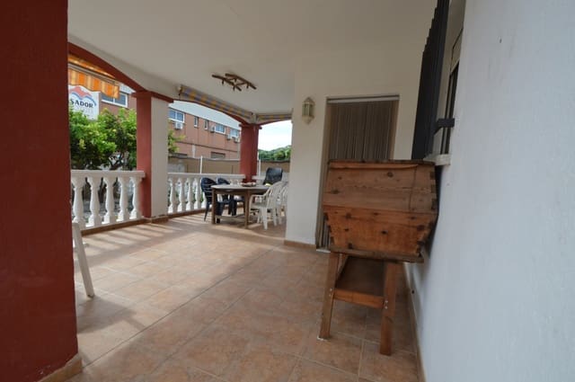 4 sovrum Villa att hyra i Vinaròs med garage - 600 € (Ref: 10062641)