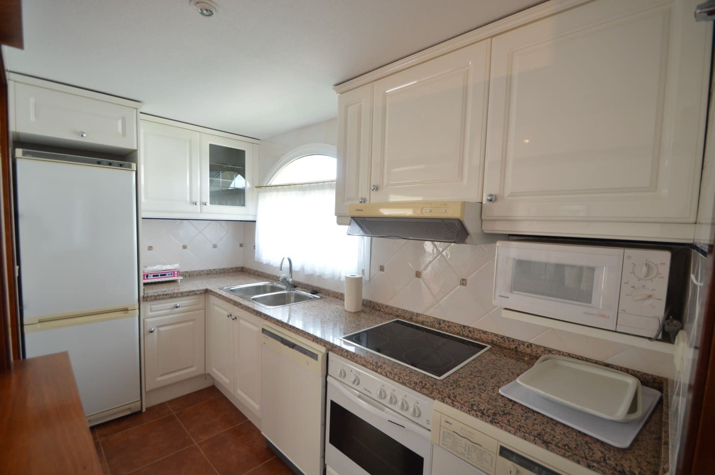 2 slaapkamer Appartement te koop in Sant Jordi met zwembad garage - € 135.000 (Ref: 10085296)