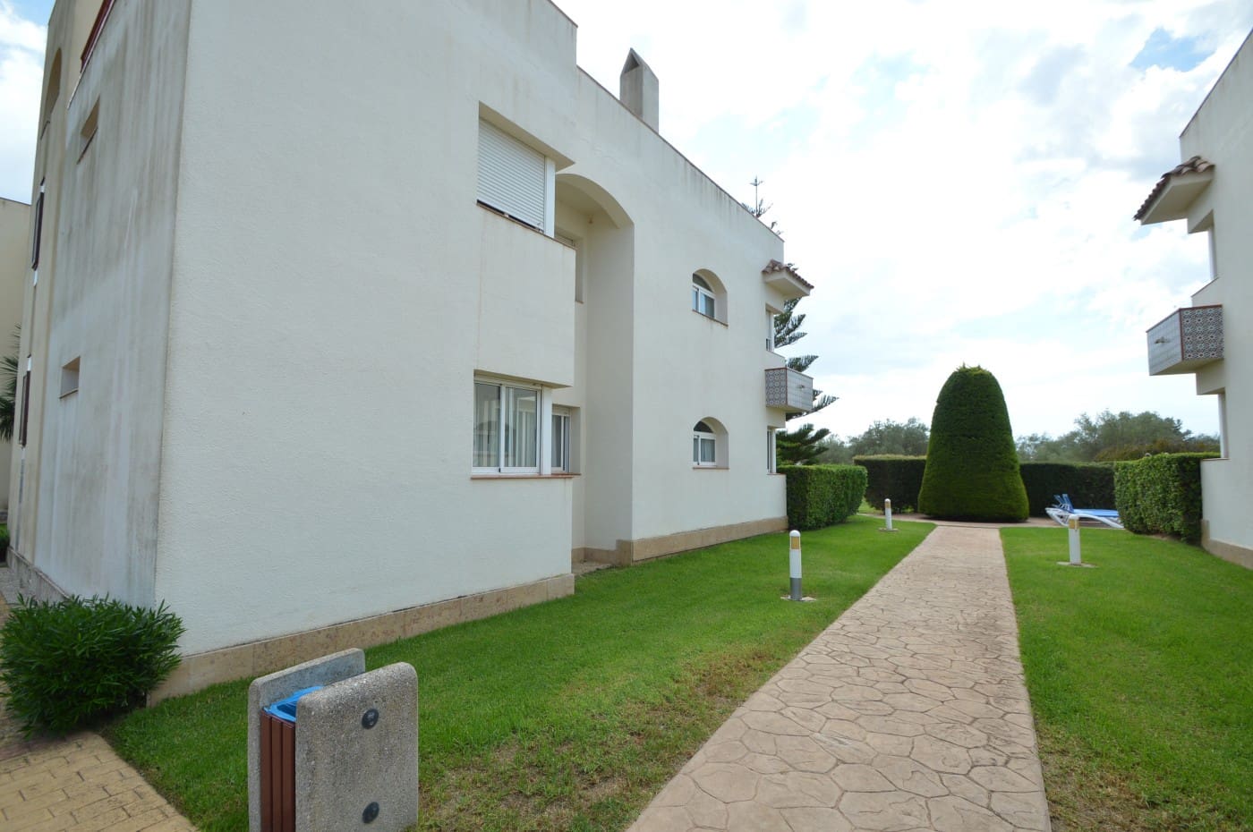 2 slaapkamer Appartement te koop in Sant Jordi met zwembad garage - € 135.000 (Ref: 10085296)
