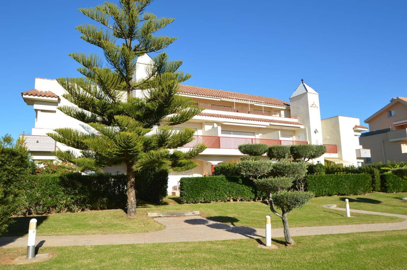 2 slaapkamer Appartement te koop in Sant Jordi met zwembad garage - € 135.000 (Ref: 10085296)