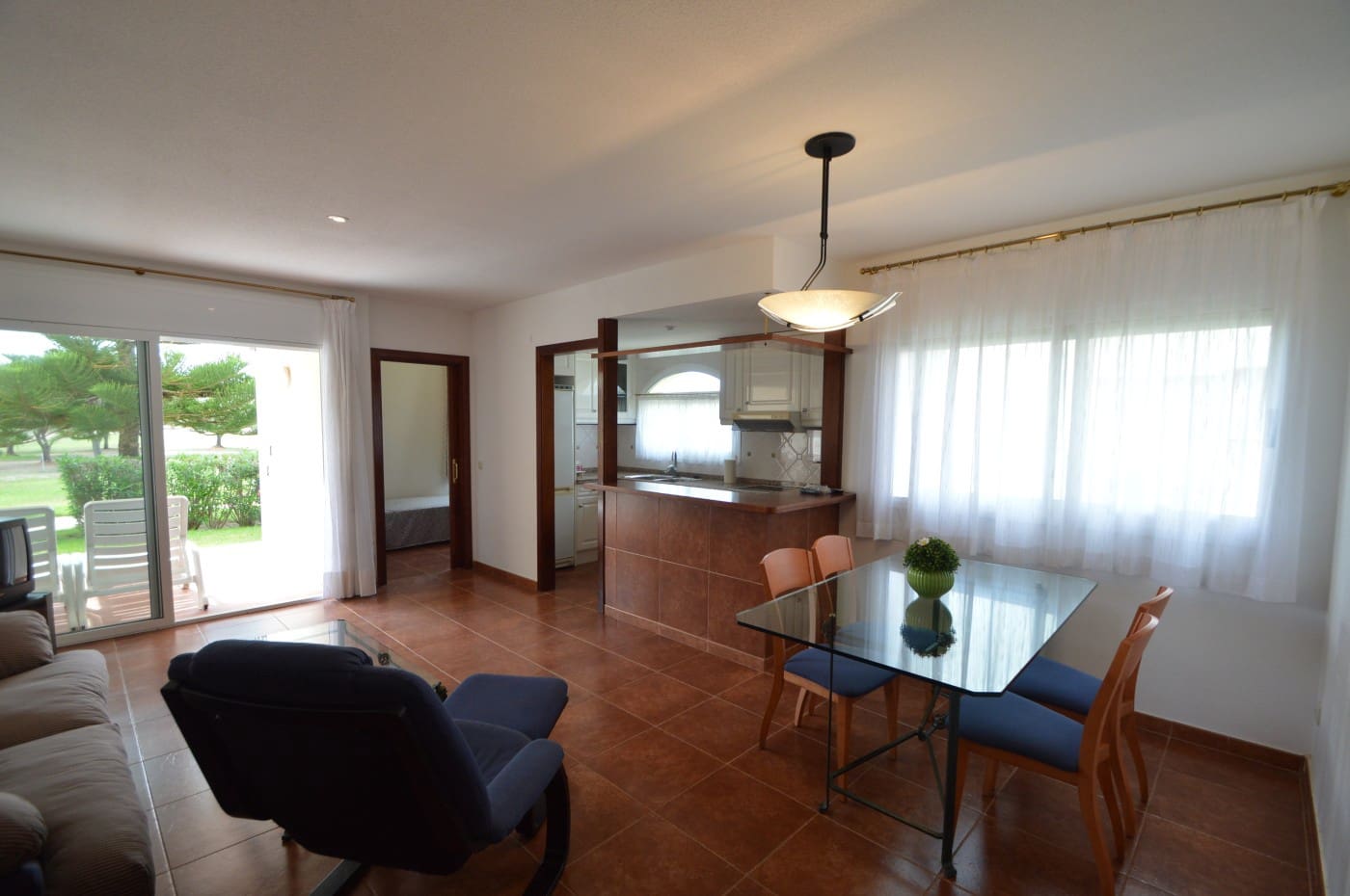 2 slaapkamer Appartement te koop in Sant Jordi met zwembad garage - € 135.000 (Ref: 10085296)