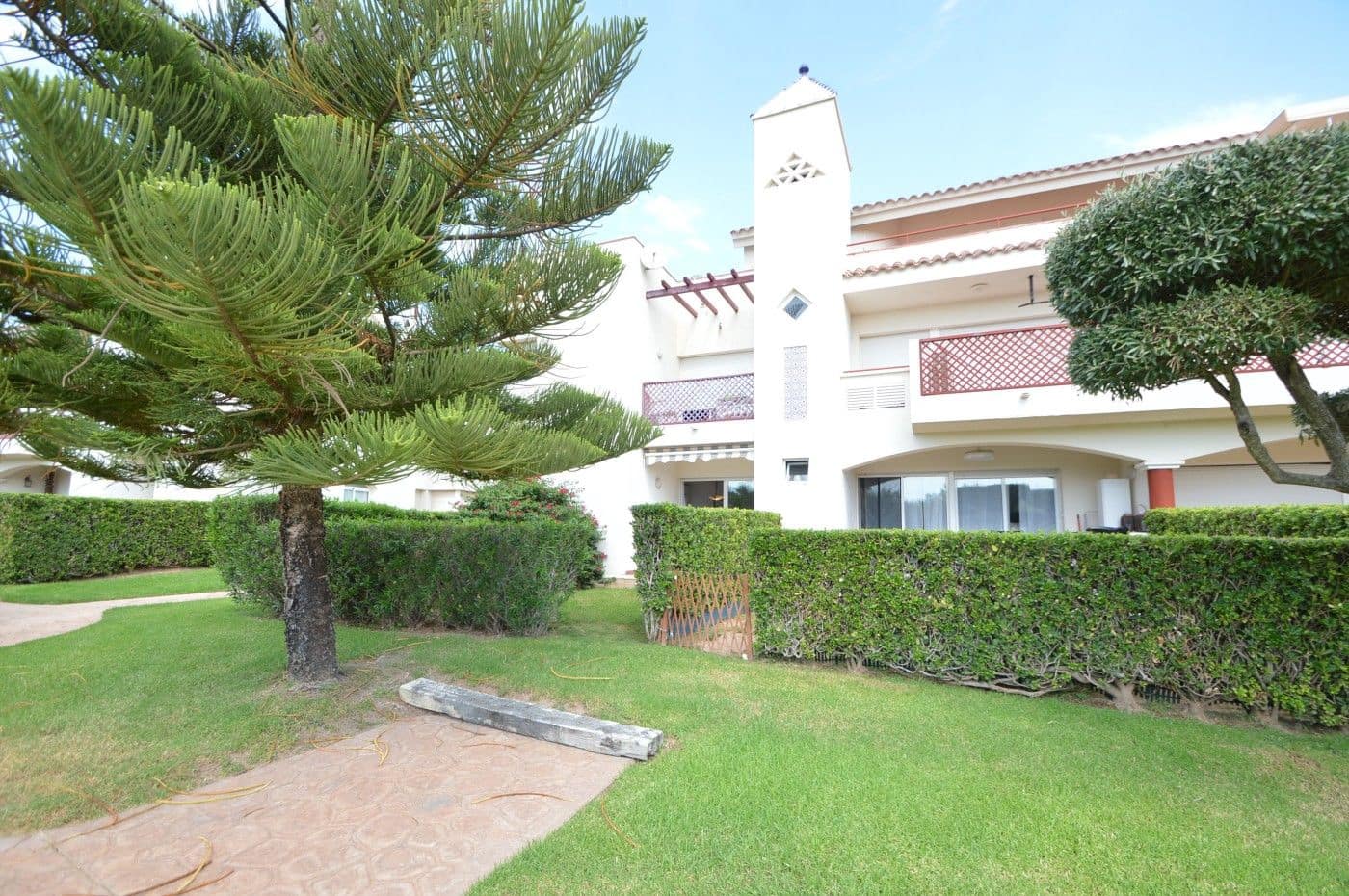2 slaapkamer Appartement te koop in Sant Jordi met zwembad garage - € 135.000 (Ref: 10085296)