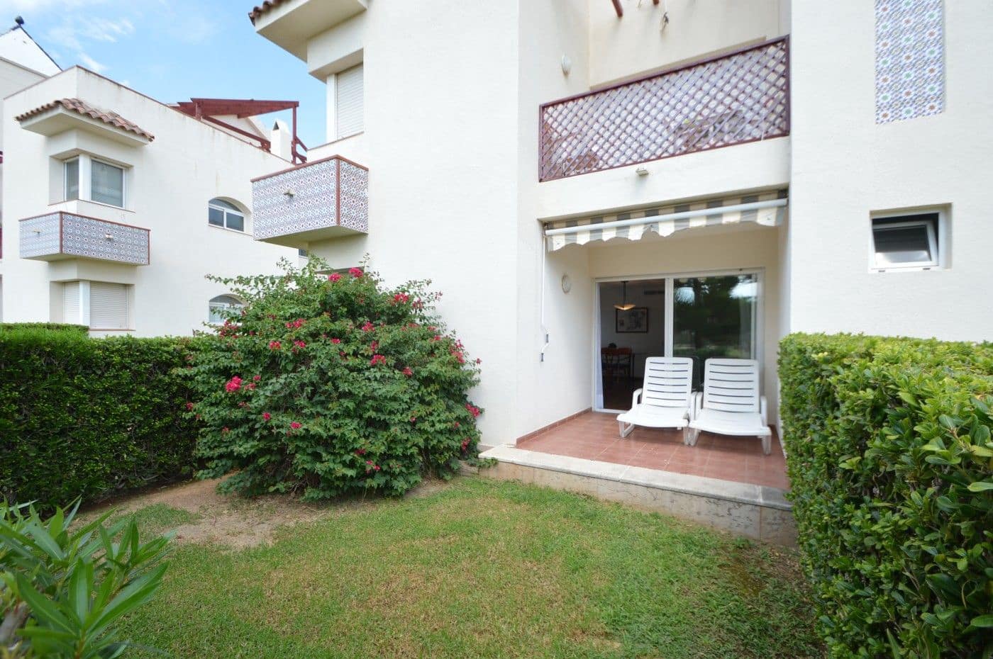 2 slaapkamer Appartement te koop in Sant Jordi met zwembad garage - € 135.000 (Ref: 10085296)
