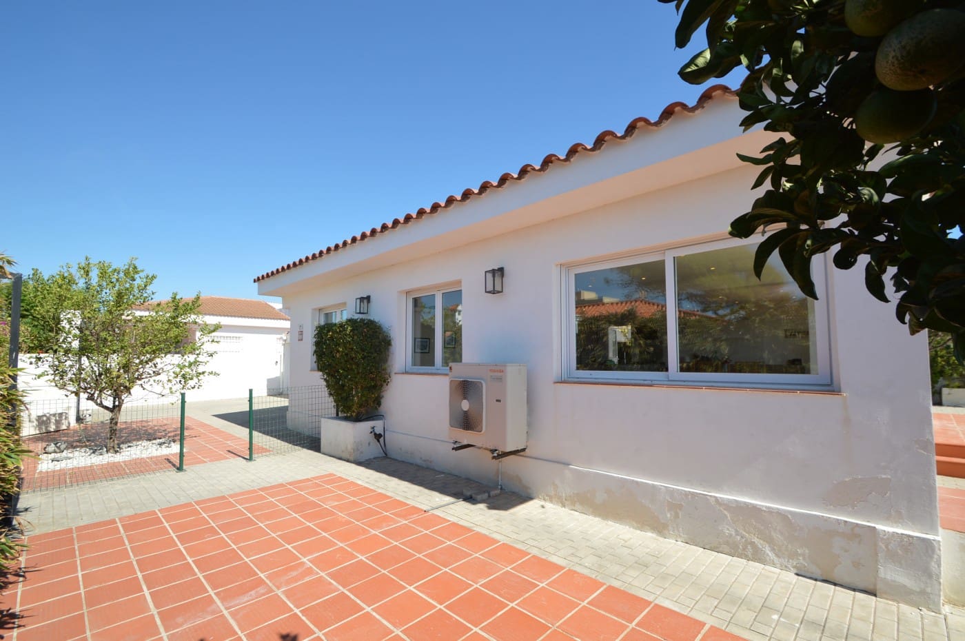 4 soverom Villa til salgs i Vinaros med garasje - € 490 000 (Ref: 10089969)