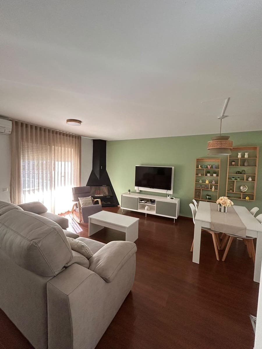 4 Zimmer Villa zu verkaufen in Vinaros mit Pool Garage - 350.000 € (Ref: 10110323)