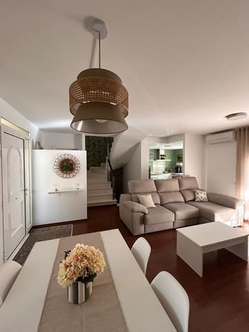 4 Zimmer Villa zu verkaufen in Vinaròs mit Pool Garage - 350.000 € (Ref: 10110323)