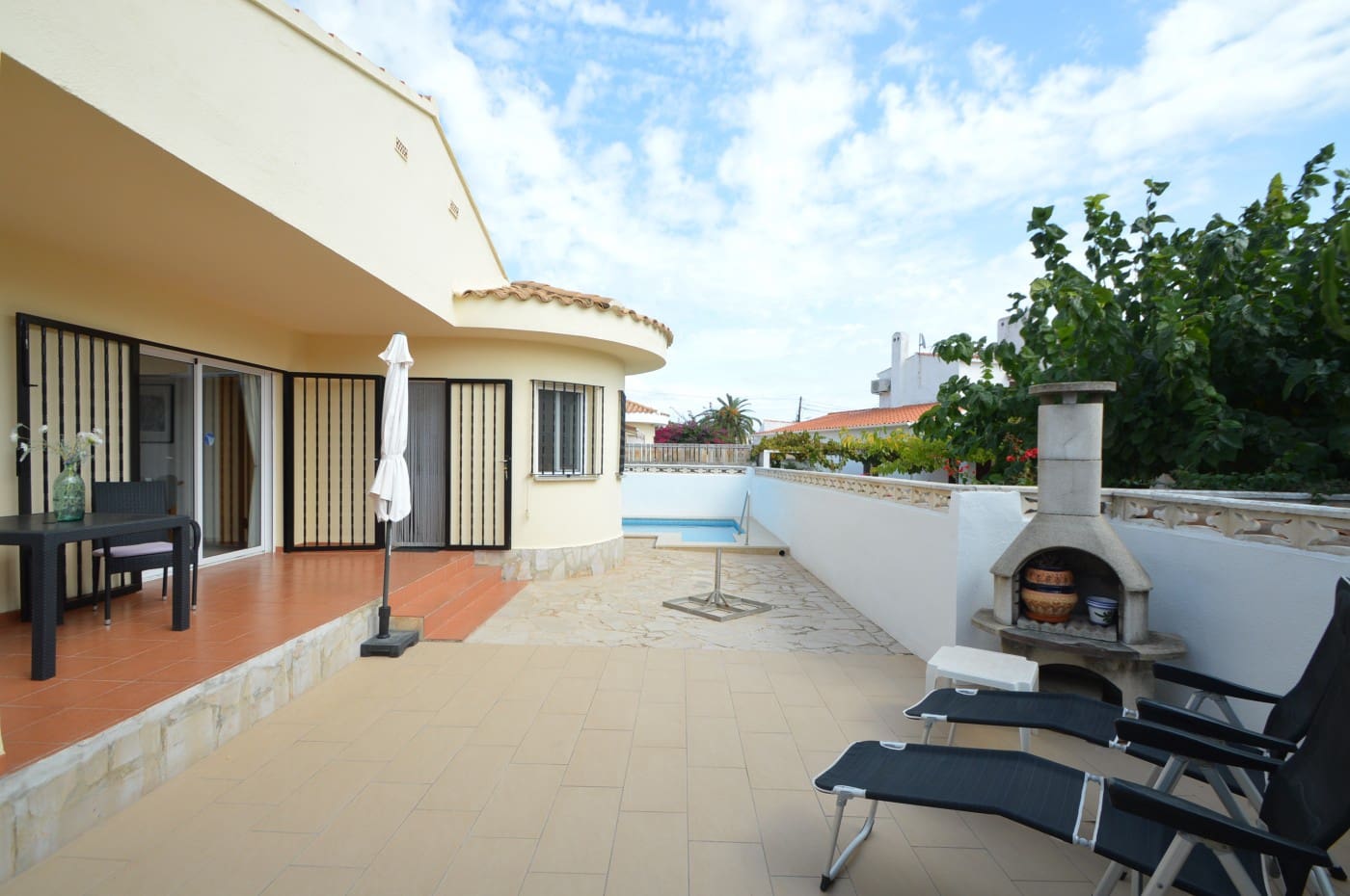 3 Zimmer Villa zu verkaufen in Vinaros mit Pool Garage - 345.000 € (Ref: 10130612)