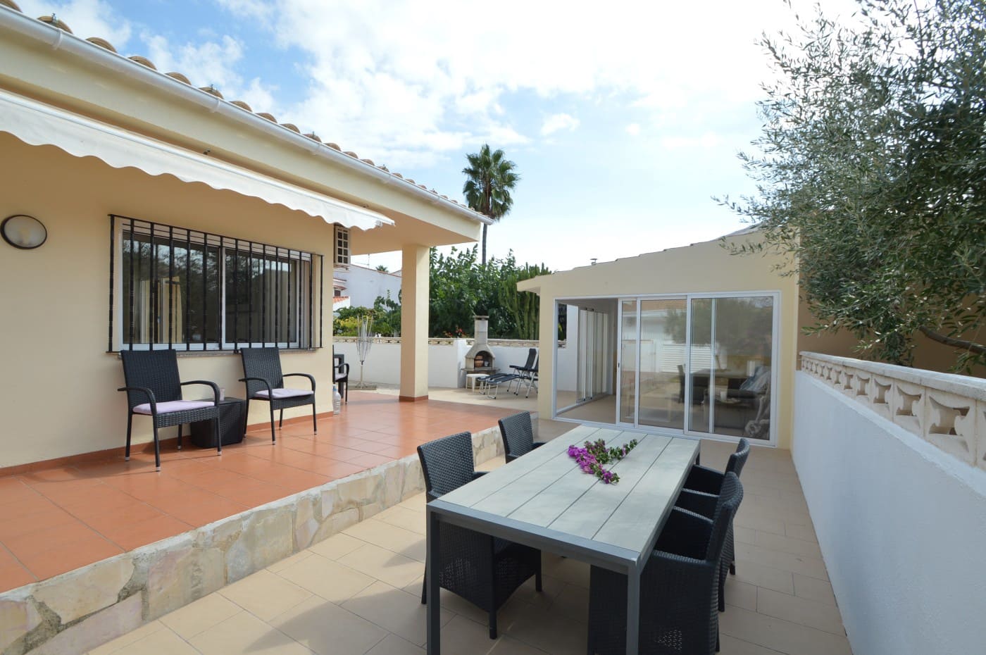 3 Zimmer Villa zu verkaufen in Vinaros mit Pool Garage - 345.000 € (Ref: 10130612)