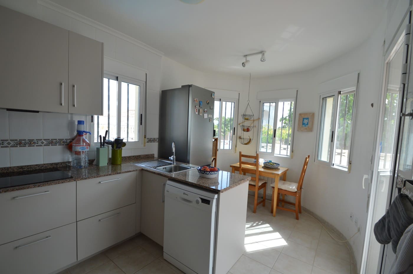 3 Zimmer Villa zu verkaufen in Vinaros mit Pool Garage - 345.000 € (Ref: 10130612)
